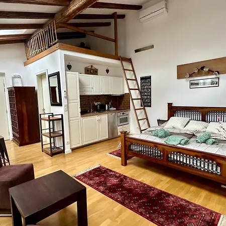 פראג Apartment Old Town City Centre -Soukenicka St.-Quiet-Cosy מראה חיצוני תמונה